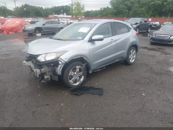 3CZRU6H53HM731569 2017 HONDA HR-V - Image 2
