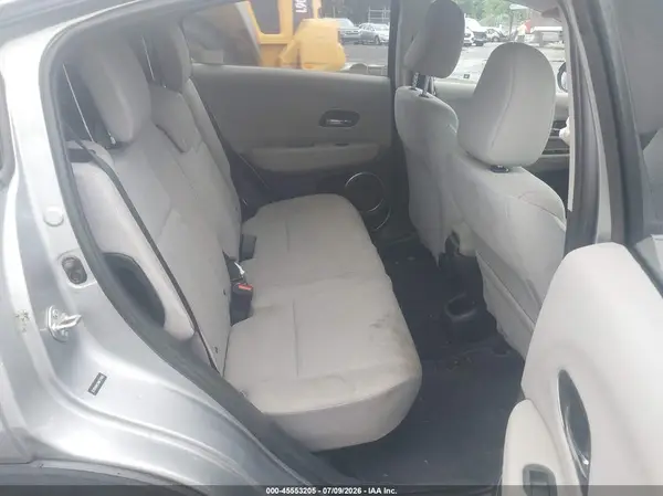3CZRU6H53HM731569 2017 HONDA HR-V - Image 8
