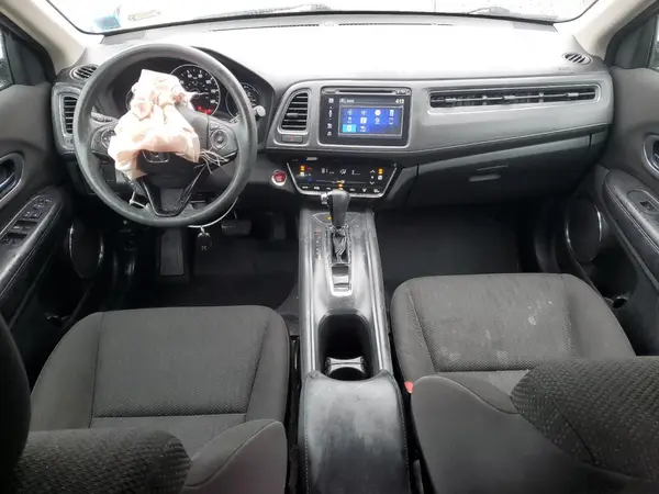 3CZRU6H53HM731927 2017 HONDA HR-V - Image 8