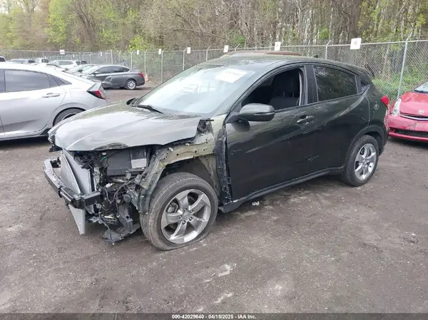 3CZRU6H53HM732365 2017 HONDA HR-V - Image 2
