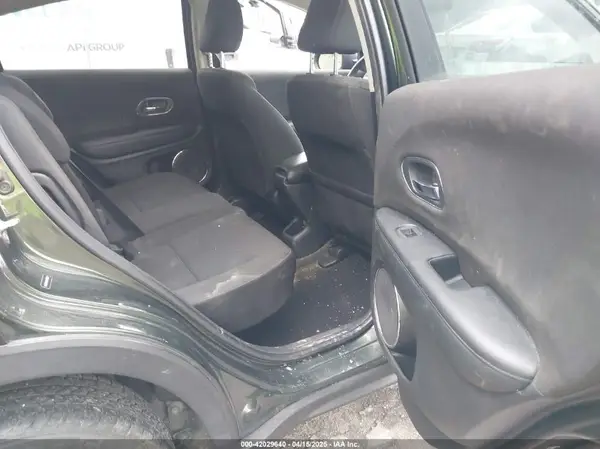3CZRU6H53HM732365 2017 HONDA HR-V - Image 8