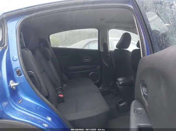 3CZRU6H53JG712119 2018 HONDA HR-V - Image 8