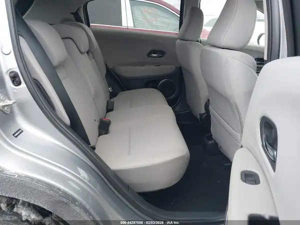3CZRU6H53JG712914 2018 HONDA HR-V - Image 8