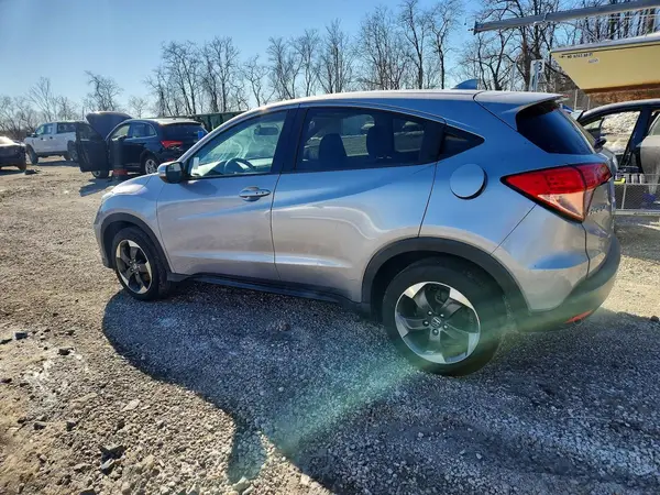3CZRU6H53JG716039 2018 HONDA HR-V - Image 2