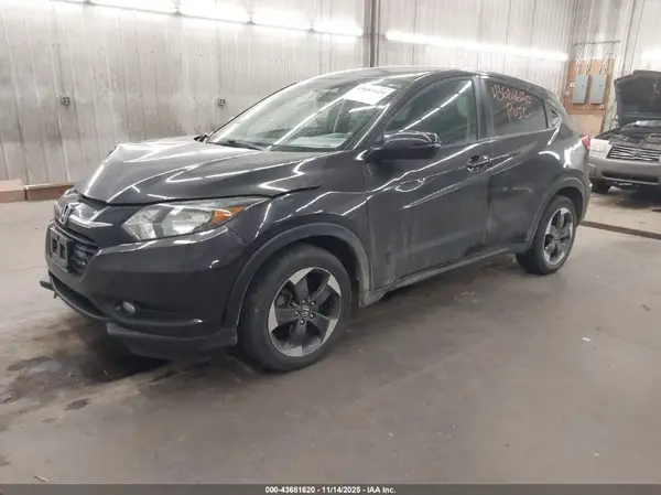 3CZRU6H53JG716171 2018 HONDA HR-V - Image 2