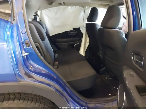 3CZRU6H53JG719247 2018 HONDA HR-V - Image 8
