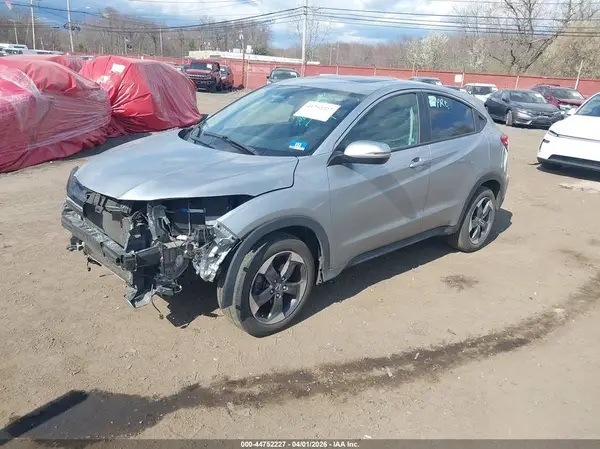 3CZRU6H53JG722178 2018 HONDA HR-V - Image 2