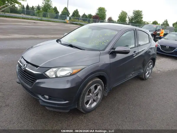 3CZRU6H53JM109284 2018 HONDA HR-V - Image 2