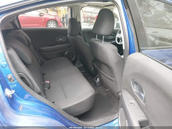 3CZRU6H53JM710002 2018 HONDA HR-V - Image 8