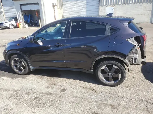 3CZRU6H53JM711571 2018 HONDA HR-V - Image 2