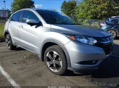 3CZRU6H53JM713997 2018 HONDA HR-V