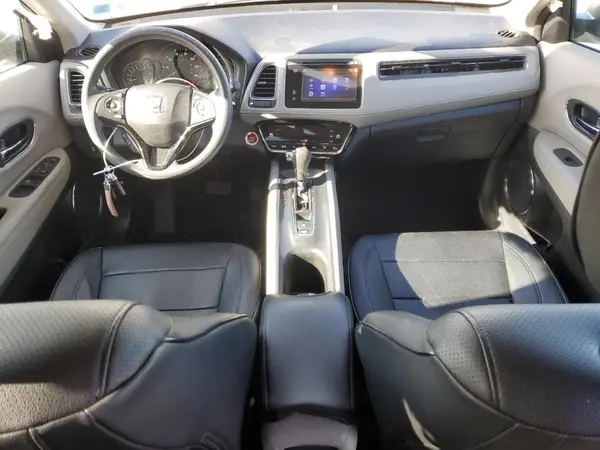 3CZRU6H53JM724921 2018 HONDA HR-V - Image 8