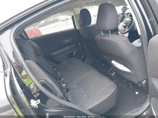 3CZRU6H53JM726300 2018 HONDA HR-V - Image 8