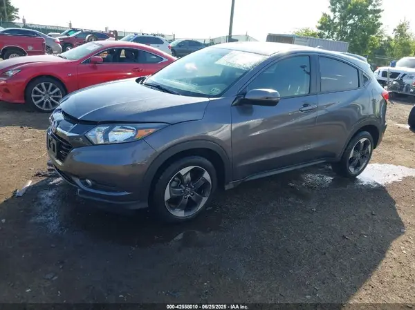 3CZRU6H53JM727267 2018 HONDA HR-V - Image 2