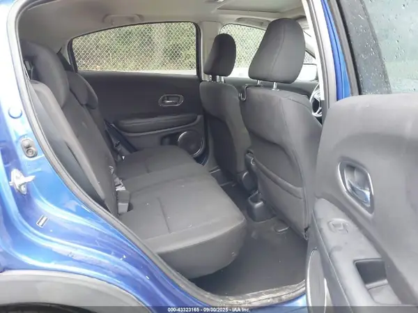 3CZRU6H53JM728600 2018 HONDA HR-V - Image 8
