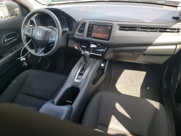 3CZRU6H53JM730668 2018 HONDA HR-V - Image 8