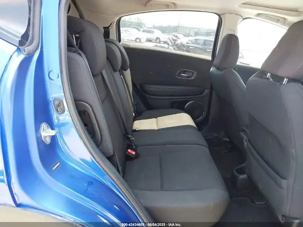 3CZRU6H53KM706825 2019 HONDA HR-V - Image 8