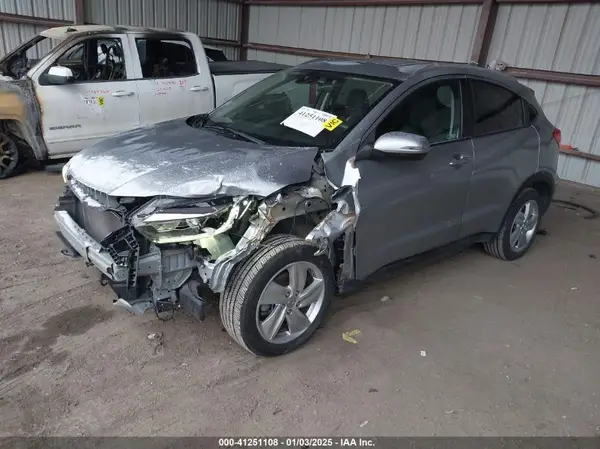 3CZRU6H53KM710339 2019 HONDA HR-V - Image 2