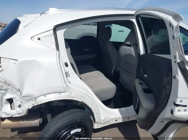 3CZRU6H53KM716836 2019 HONDA HR-V - Image 8
