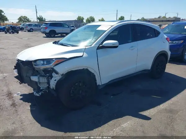 3CZRU6H53KM727528 2019 HONDA HR-V - Image 2