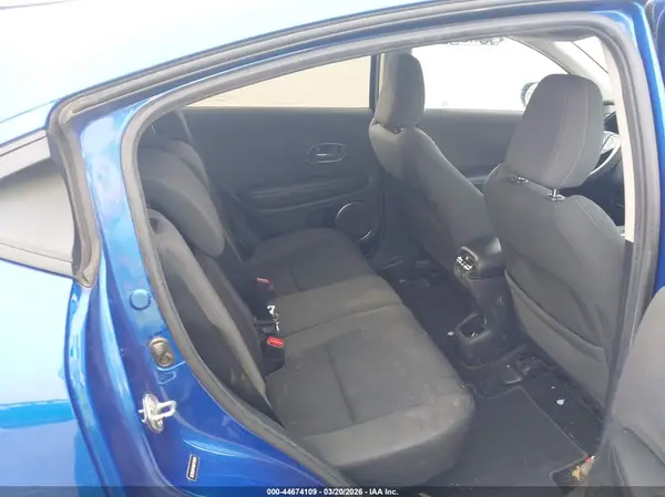 3CZRU6H53KM733670 2019 HONDA HR-V - Image 8