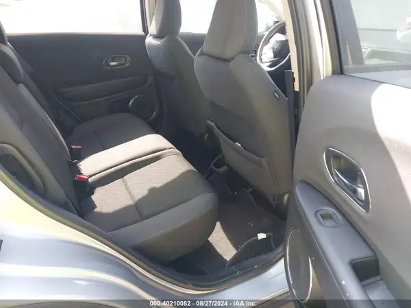 3CZRU6H53KM735824 2019 HONDA HR-V - Image 8