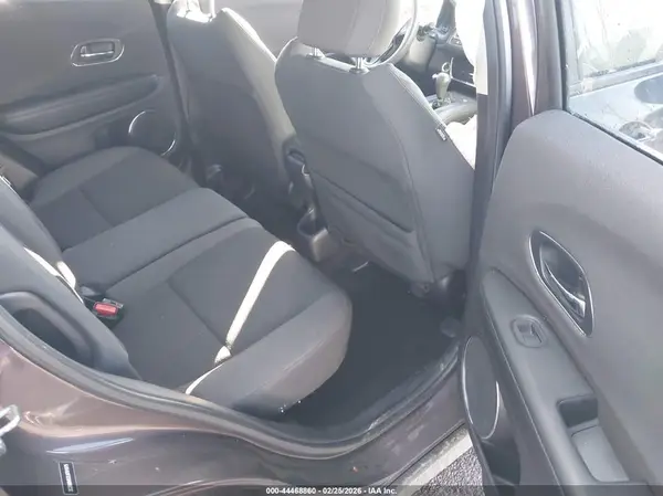3CZRU6H53LM701075 2020 HONDA HR-V - Image 8