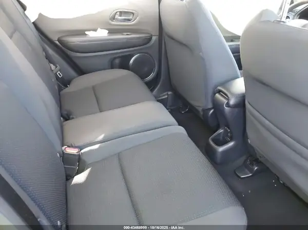 3CZRU6H53LM731404 2020 HONDA HR-V - Image 8