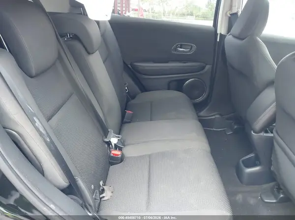 3CZRU6H53MM704382 2021 HONDA HR-V - Image 8