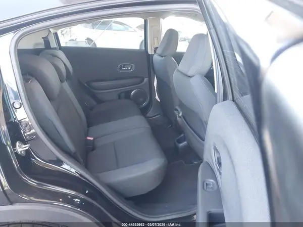 3CZRU6H53MM710991 2021 HONDA HR-V - Image 8