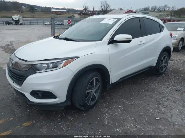3CZRU6H53MM712871 2021 HONDA HR-V - Image 2