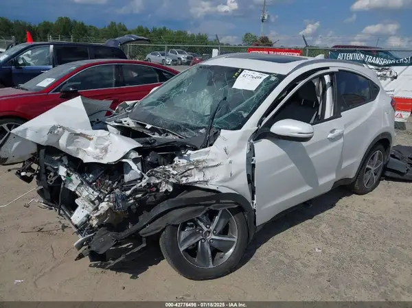 3CZRU6H53MM734742 2021 HONDA HR-V - Image 2