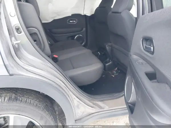 3CZRU6H53NM712516 2022 HONDA HR-V - Image 8