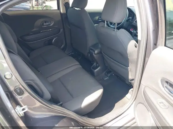 3CZRU6H53NM721586 2022 HONDA HR-V - Image 8