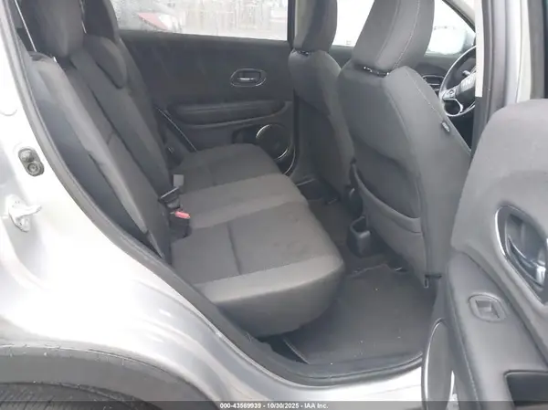 3CZRU6H53NM722169 2022 HONDA HR-V - Image 8