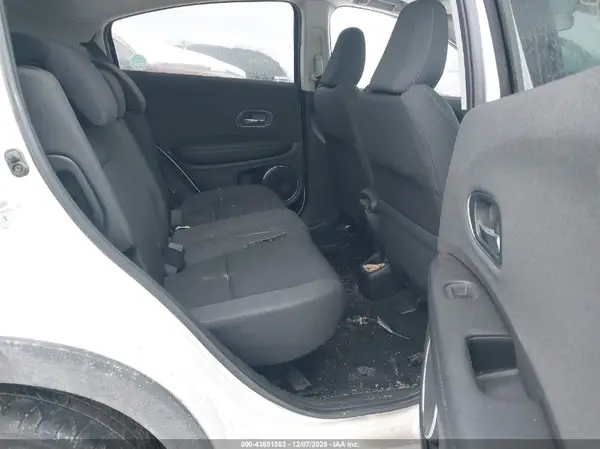 3CZRU6H53NM747055 2022 HONDA HR-V - Image 8