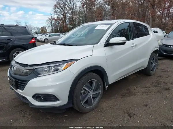 3CZRU6H53NM747170 2022 HONDA HR-V - Image 2