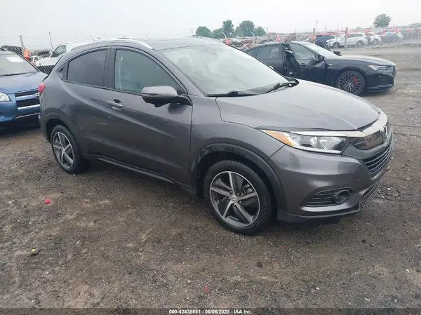 3CZRU6H53NM749324 2022 HONDA HR-V - Image 1