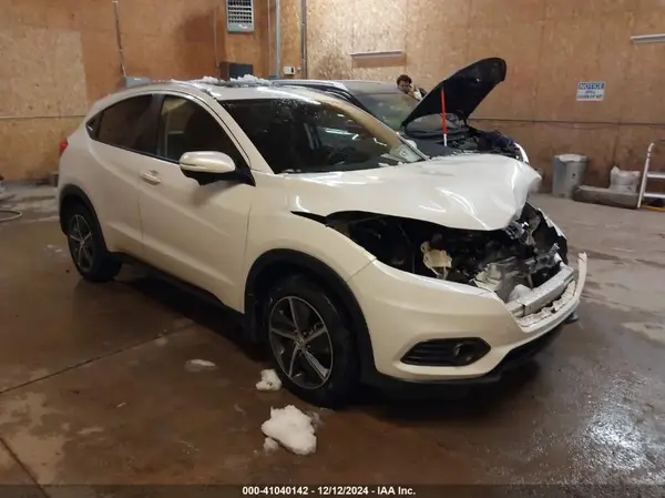 3CZRU6H53NM752255 2022 HONDA HR-V - Image 1