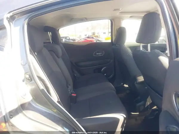 3CZRU6H53NM760646 2022 HONDA HR-V - Image 8