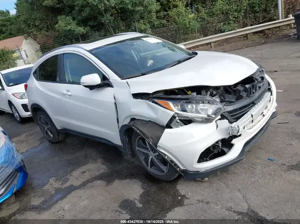 3CZRU6H53NM762428 2022 HONDA HR-V - Image 1