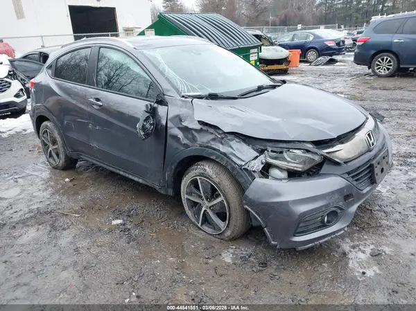 3CZRU6H53NM766527 2022 HONDA HR-V - Image 1