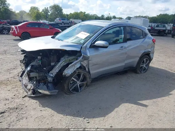 3CZRU6H53NM772019 2022 HONDA HR-V - Image 2