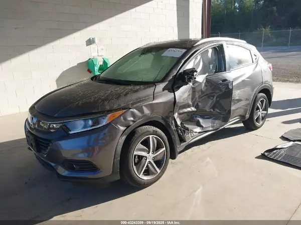 3CZRU6H53NM772585 2022 HONDA HR-V - Image 2