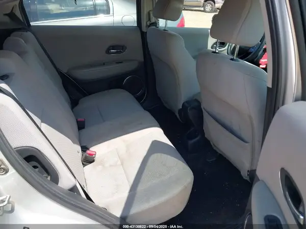 3CZRU6H54GM726072 2016 HONDA HR-V - Image 8