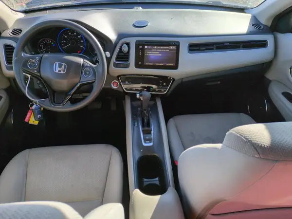 3CZRU6H54HG704220 2017 HONDA HR-V - Image 8