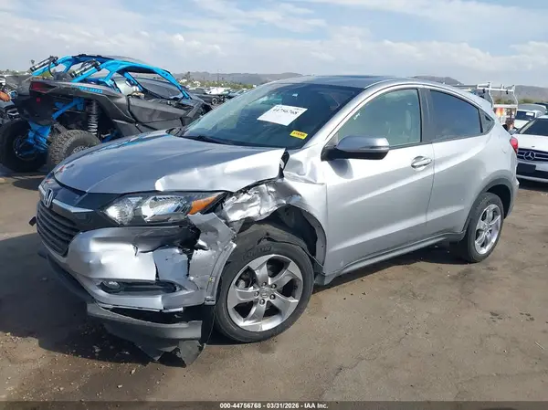 3CZRU6H54HG704492 2017 HONDA HR-V - Image 2