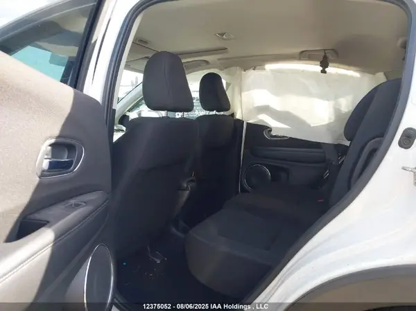 3CZRU6H54HM105450 2017 HONDA HR-V - Image 8
