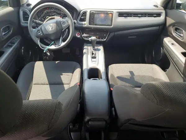 3CZRU6H54HM106999 2017 HONDA HR-V - Image 8