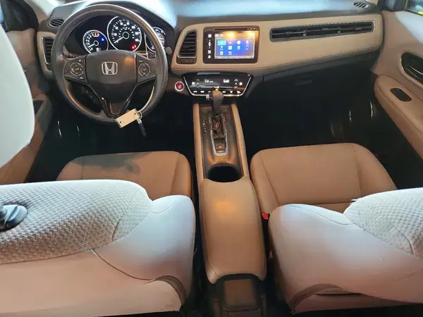 3CZRU6H54HM713601 2017 HONDA HR-V - Image 8